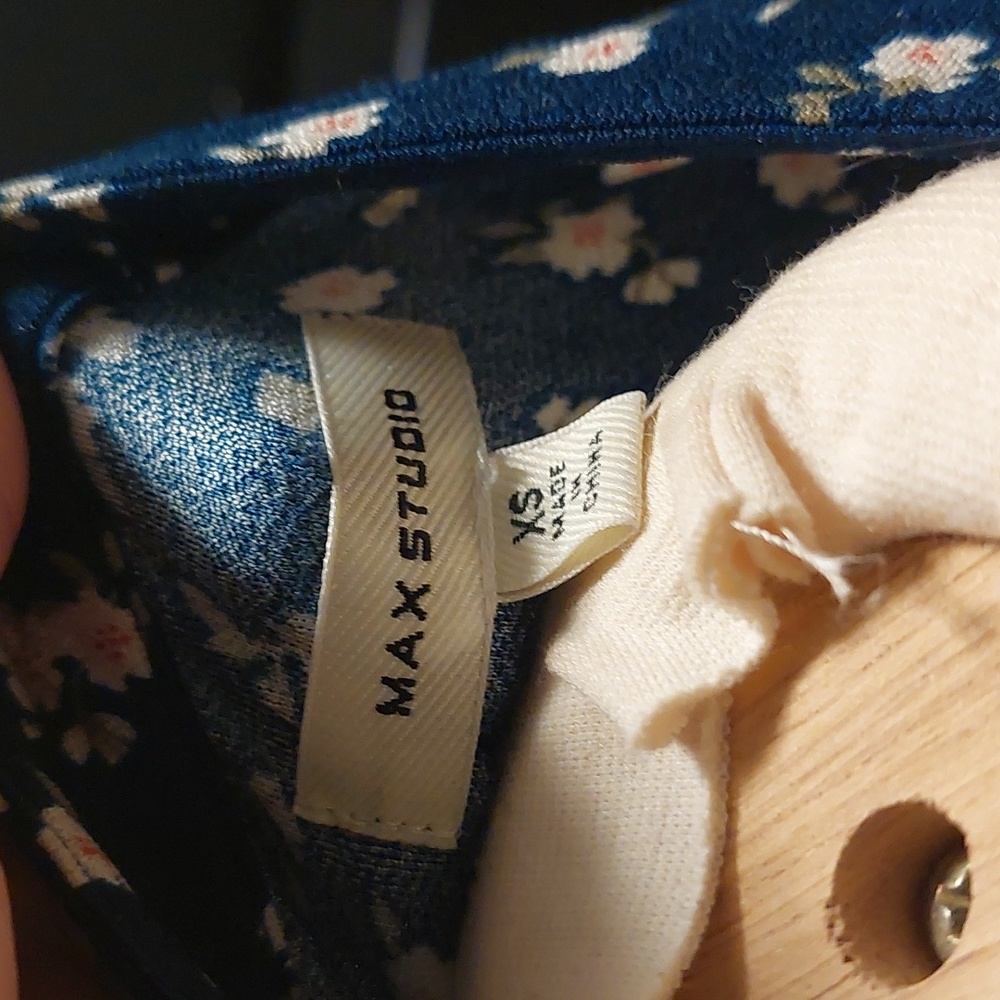 Max Studio Navy Floral Long Sleeve Dress - Picture 4 of 4